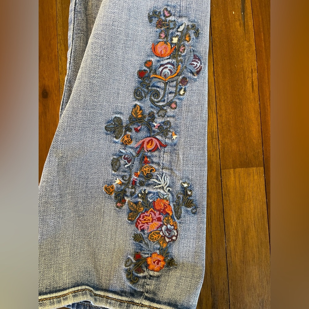 DRIFTWOOD Kelly jeans flower embroidery - Picture 3 of 9